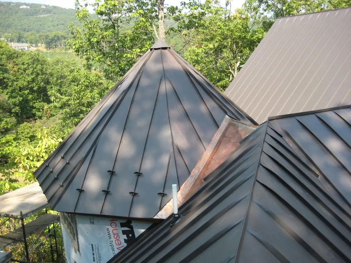 Professional Gutter Cleaning by Craftsman Roofing in Dillard